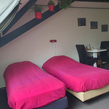 Bb Salem Bed & Breakfast Strijen Ngoại thất bức ảnh